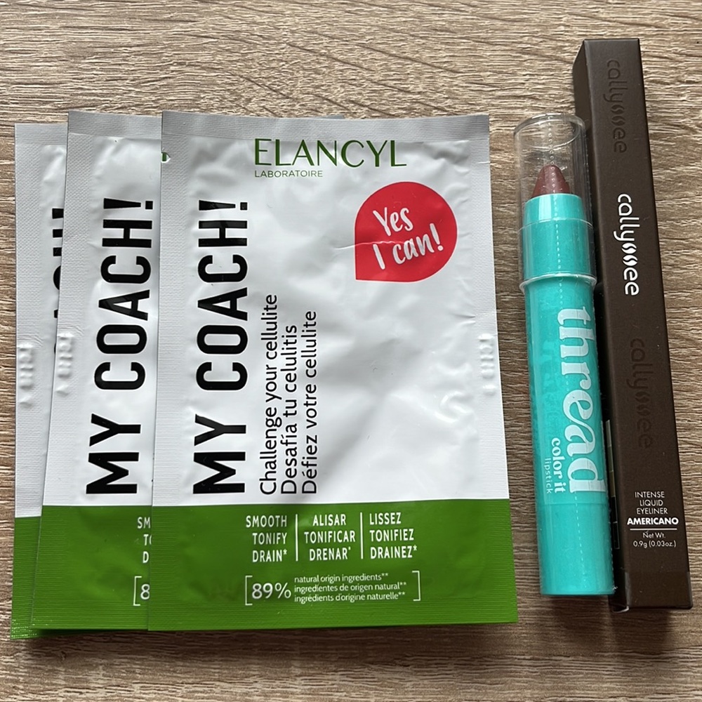 Makeup Beauty Bundle- 13 pieces - Picture 7 of 8